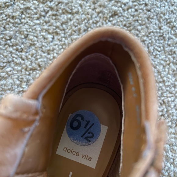 Dolce Vita booties - Picture 2 of 3